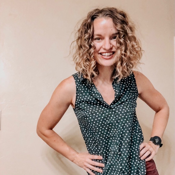 Meet your Posher, Ashley - Picture 2 of 2